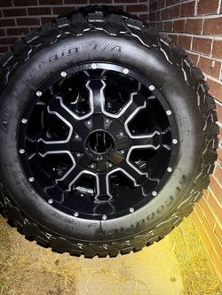 BFGoodrich All-Terrain T/A KO2 Tire on Black Wheel