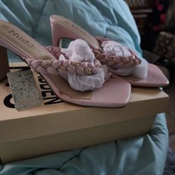 Ladies Shoes
