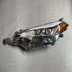 LH LED Headlights Assembly 2017 2018 2019 Toyota Corolla SE XSE XLE Black Housing headlamp Left Side