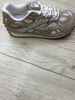 Bottega Sneakers Brown