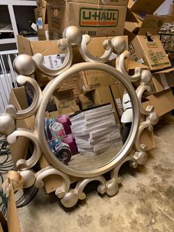 Ornate Champagne Silver Round Wall Mirror
