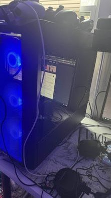 Gaming PC 3070Ti / i7-11700k (Send Offers)