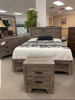 New 5pc. Queen Bedroom set