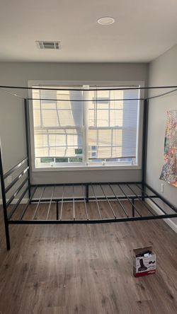 6FT Canopy bed black metal