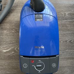 Miele Vacuum S 314i Air Clean Plus 