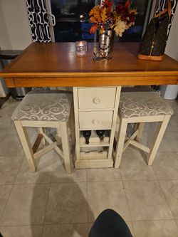 Small Farmhouse Table Seats 4