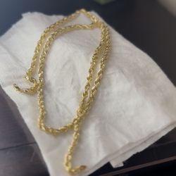 BEAUTIFUL GOLD ROPE CHAIN