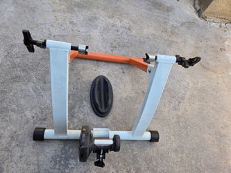 Indoor Bike Trainer Stand