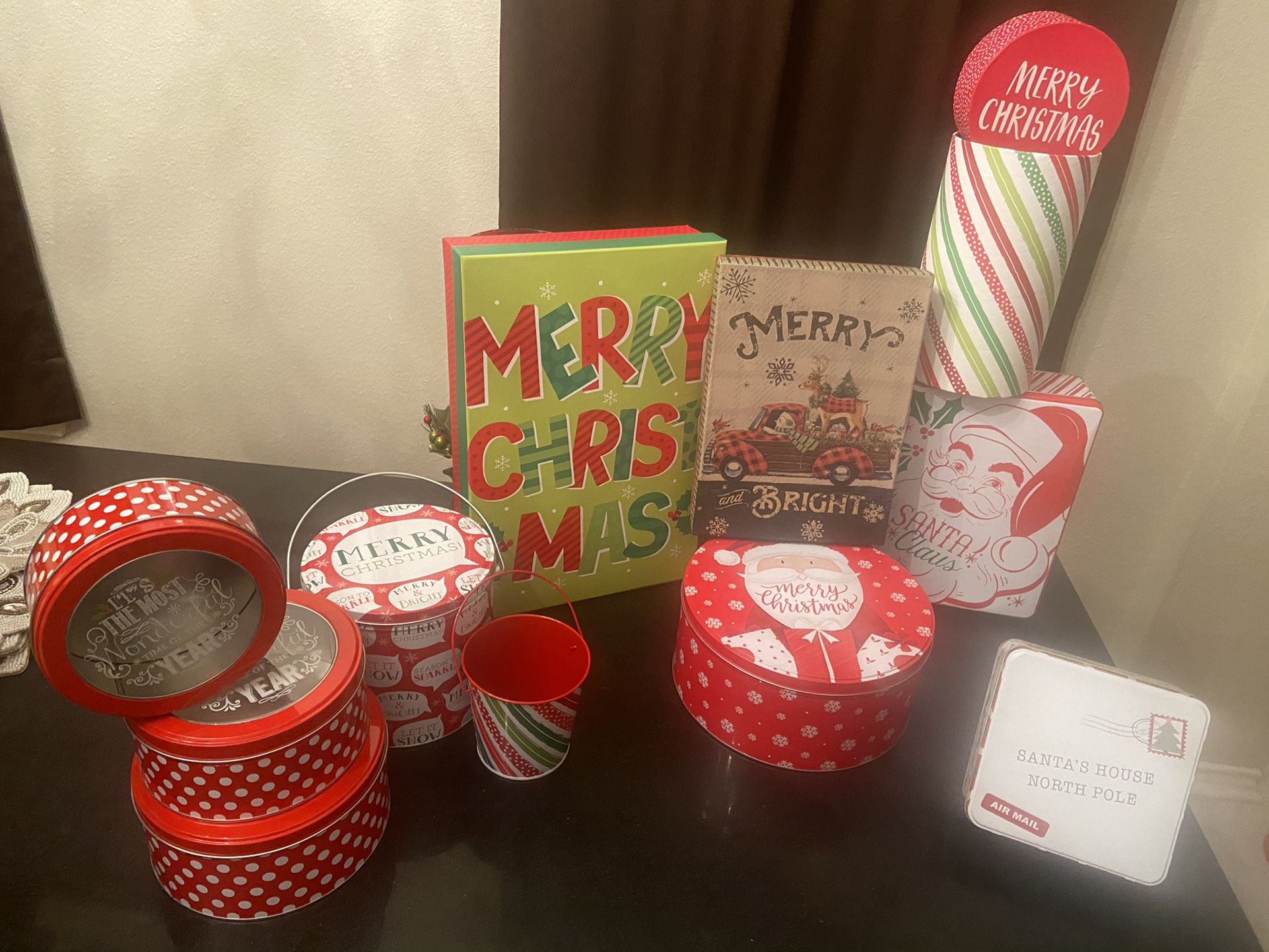11 CHRISTMAS BOXES AND TINS