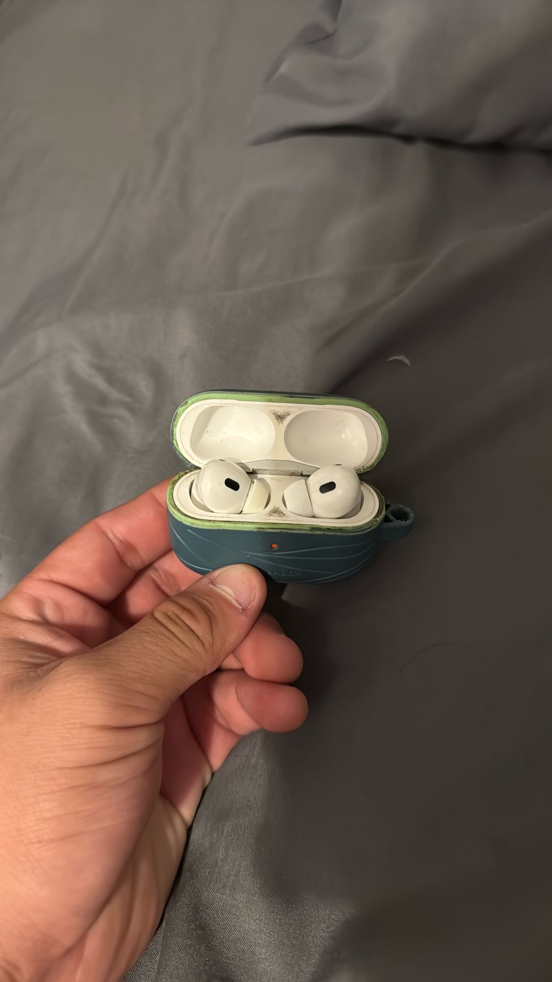 Airpods Gen 2 