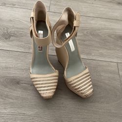 Bcbg Platform Wedges Cream 