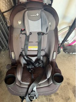 Baby car seat safety 1st