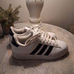 Women's Addidas 3 Black Stripe  Cushioned Soul Tennis Shie