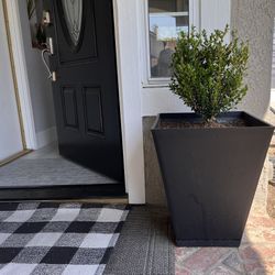 Plant Pot BLACK MODERN - Large Pots for Indoor or Outdoor Porch/Patio | Durable All-Weather Use with Drainage Holes | Modern Pla