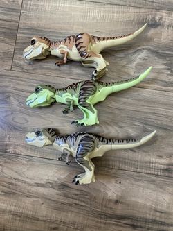Lego Jurassic Park Dinosaurs/Minifigures