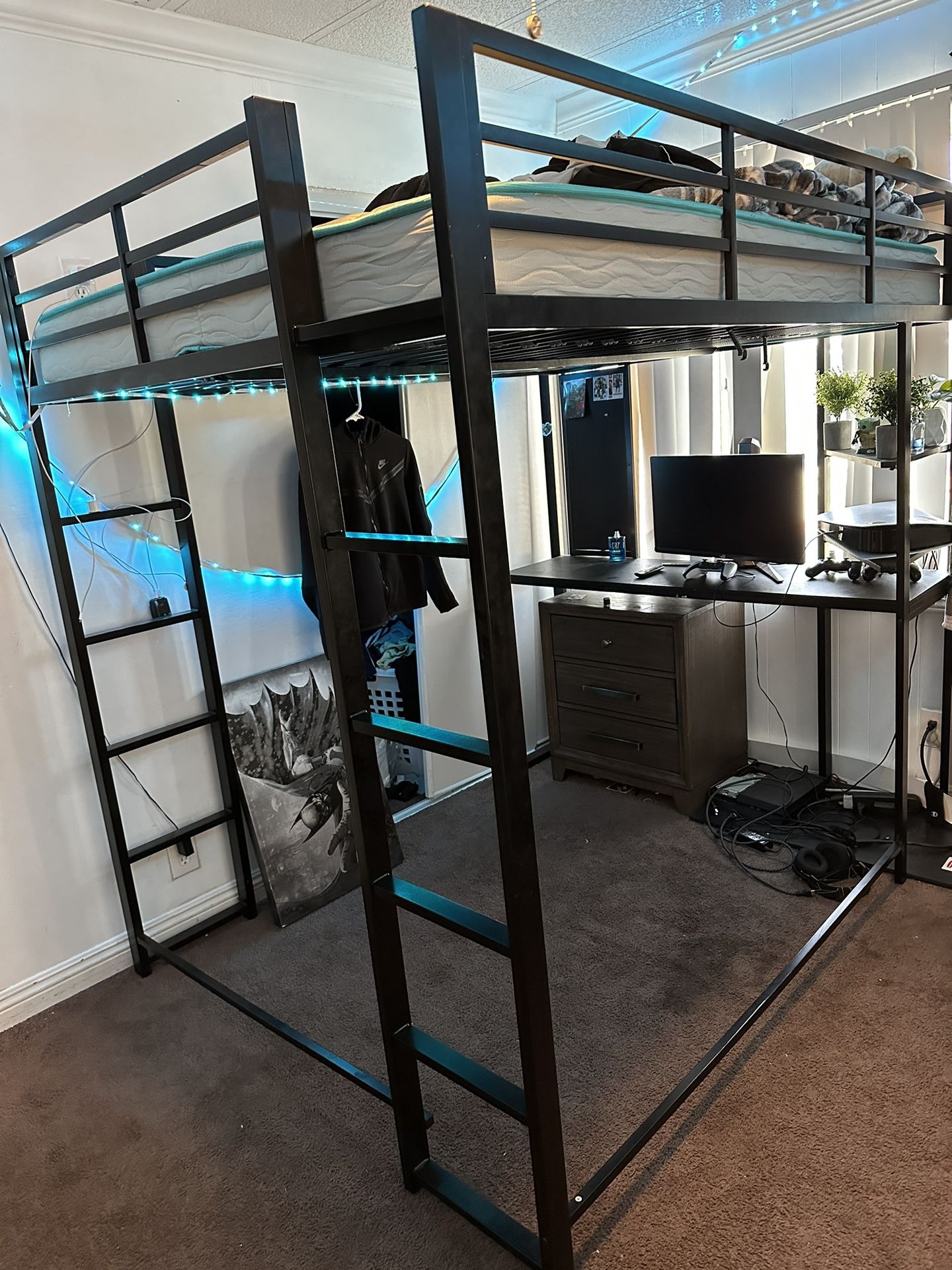 Full Loft Bed for Sale in Apple Valley, CA OfferUp