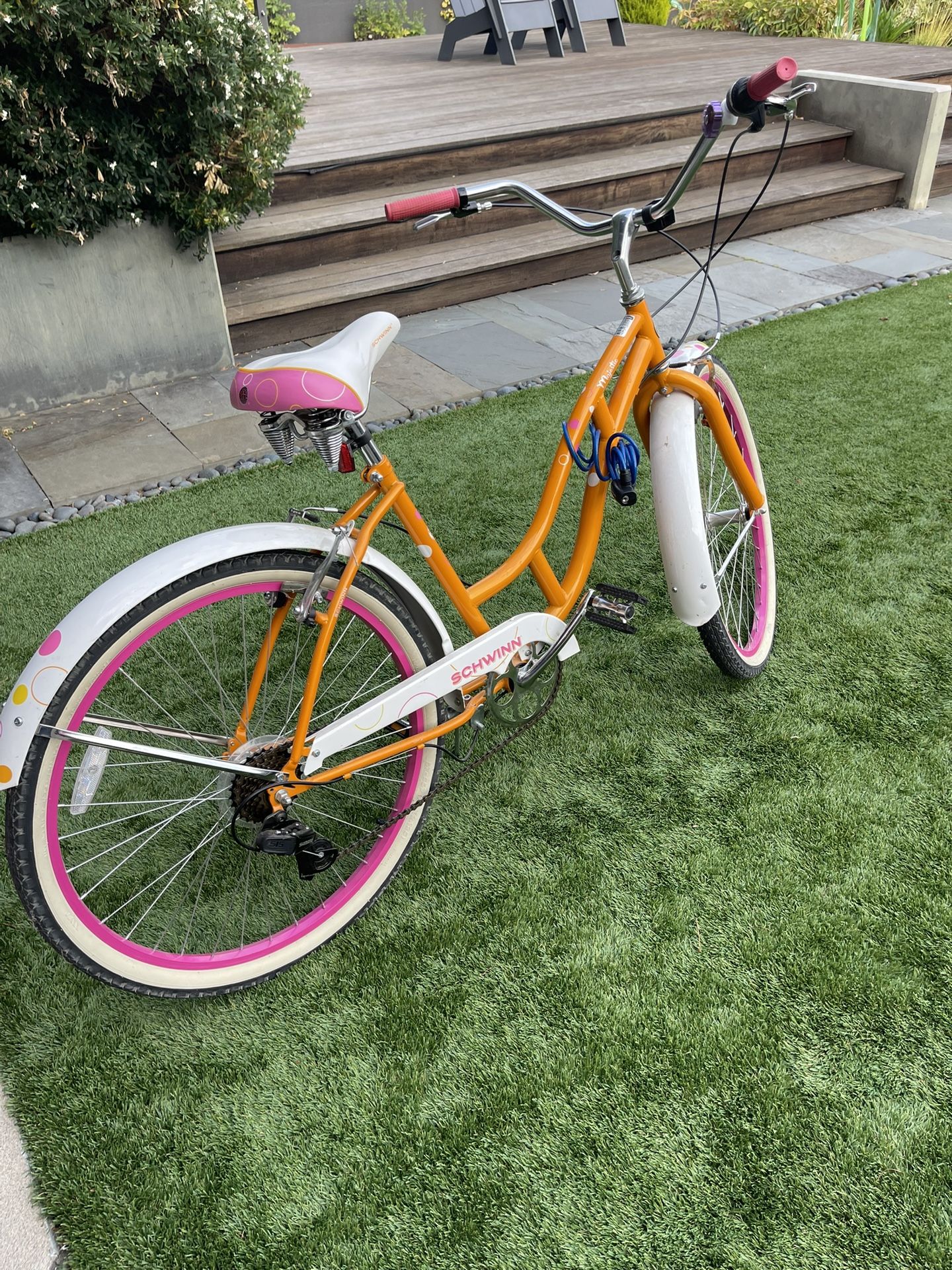 Women’s 26” Schwinn Bike