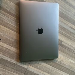 MacBook Pro 13