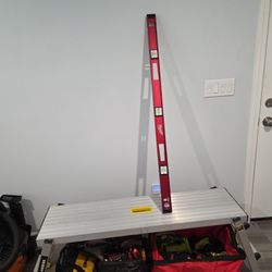 48" Milwaukee Level 