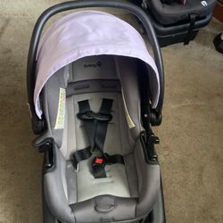 Infant car seat by safety Ist w/ connect base price 30$   Pick up   In   72   and    Grand   View    E   Tacoma