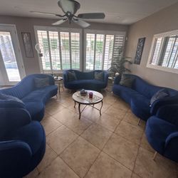 Couch set