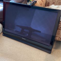 40 Inch Panasonic Plasma TV