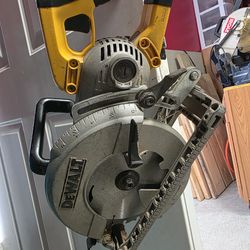 DeWalt corded circular saw
