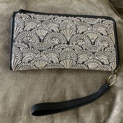 Wristlet Style Wallets