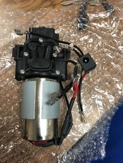 Strong 💪 Small electric pump 12v.💦💧