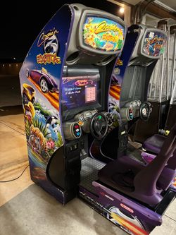 2 Crusin exotica sit down driver arcade games