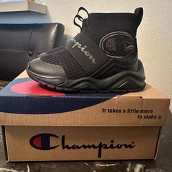New Champion Shoes Size 5
