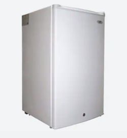 Stand up freezer