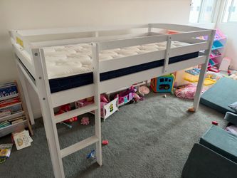 Twin bed