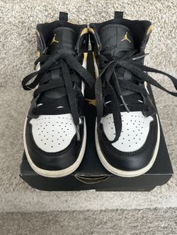 Jordan 1 Mid Size 1 Kids 