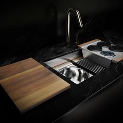 Juilen Full Service Station Sink