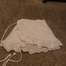 White Japana Wrap Around White Skirt In An Adult Small 