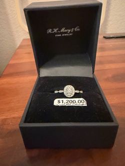 14K White Gold Diamond Engagement Ring – New – Macy’s – Originally $1,000