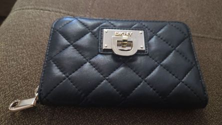 DKNY wallet new!!
