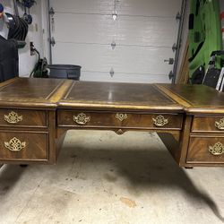 Sligh 5-Drawer Mahogany Wood Desk