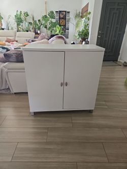 FREE cabinet