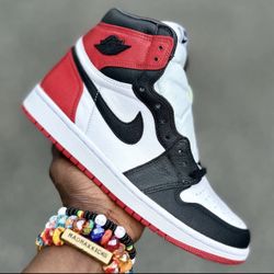 Nike Air Jordan 1 “Satin Black Toe”