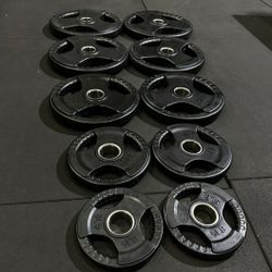 Brand New Olympic Rubber Coated Tri Grip Weight Plates Set 245lbs FIRM PRICE 