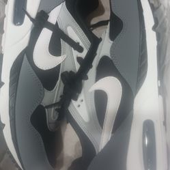 Nike Air Max Correlate Sneakers 