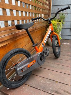 14x Strider Balance Bike (w/removable pedals)