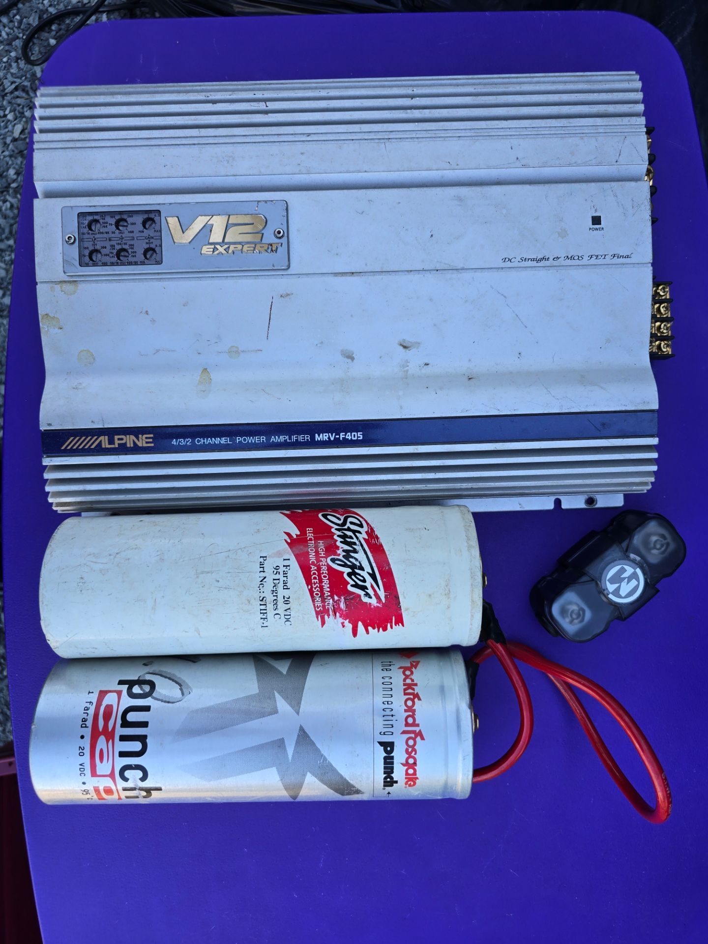 Car audio lot Alpine, RockfordFosgate, Stinger