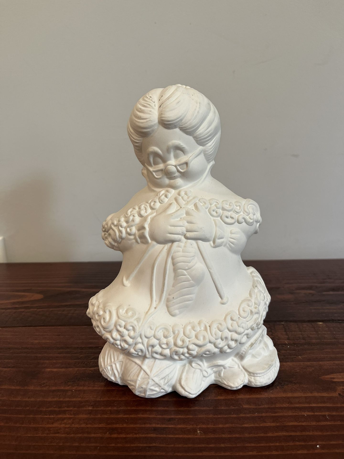 Atlantic Mold Ceramic Ms Mrs Claus Vintage Rare Unpainted Christmas
