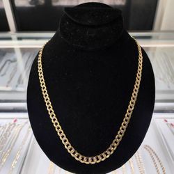 14k Gold Cuban Links Neckless 23 Grams 26 Long Layway Available 10% Down If You Interested Please Make Sure You Ask For Maribel Thank You 