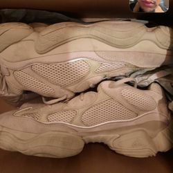 Yeezy 500