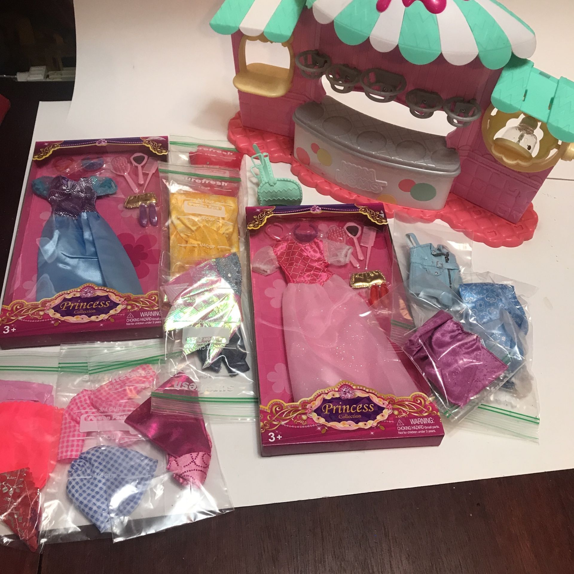 Barbie Clothes & Ice Cream Parlor