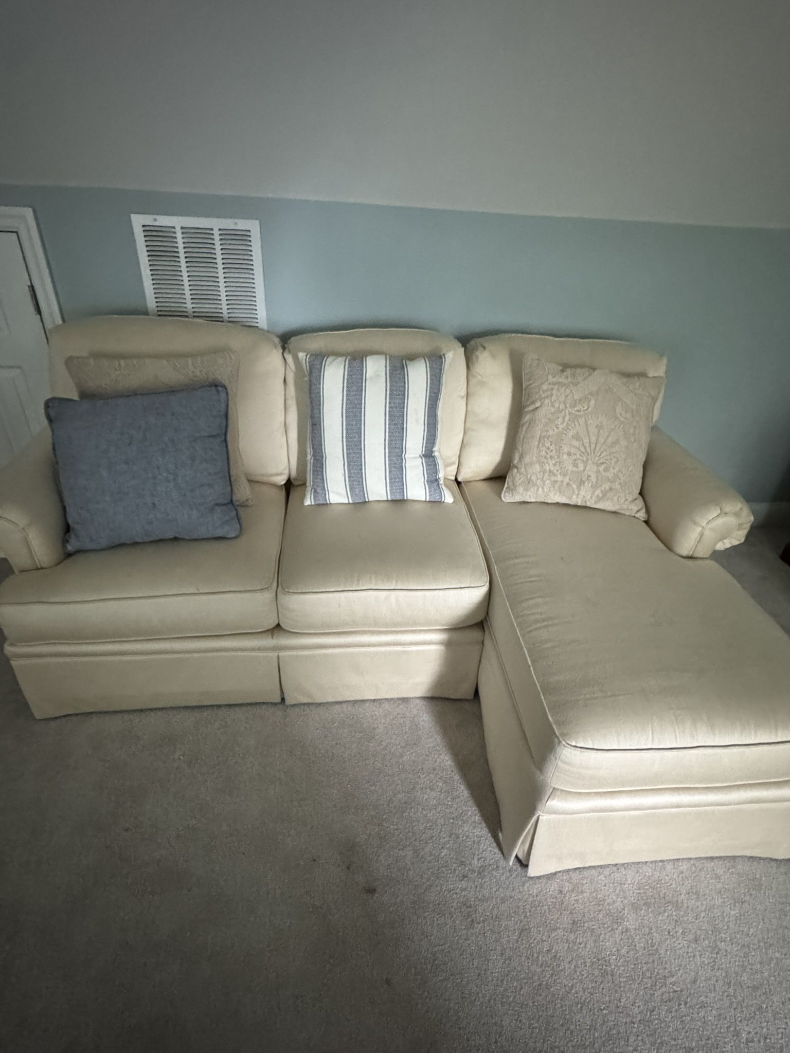 Harden ivory Luxury Sofa With Full Ottoman 